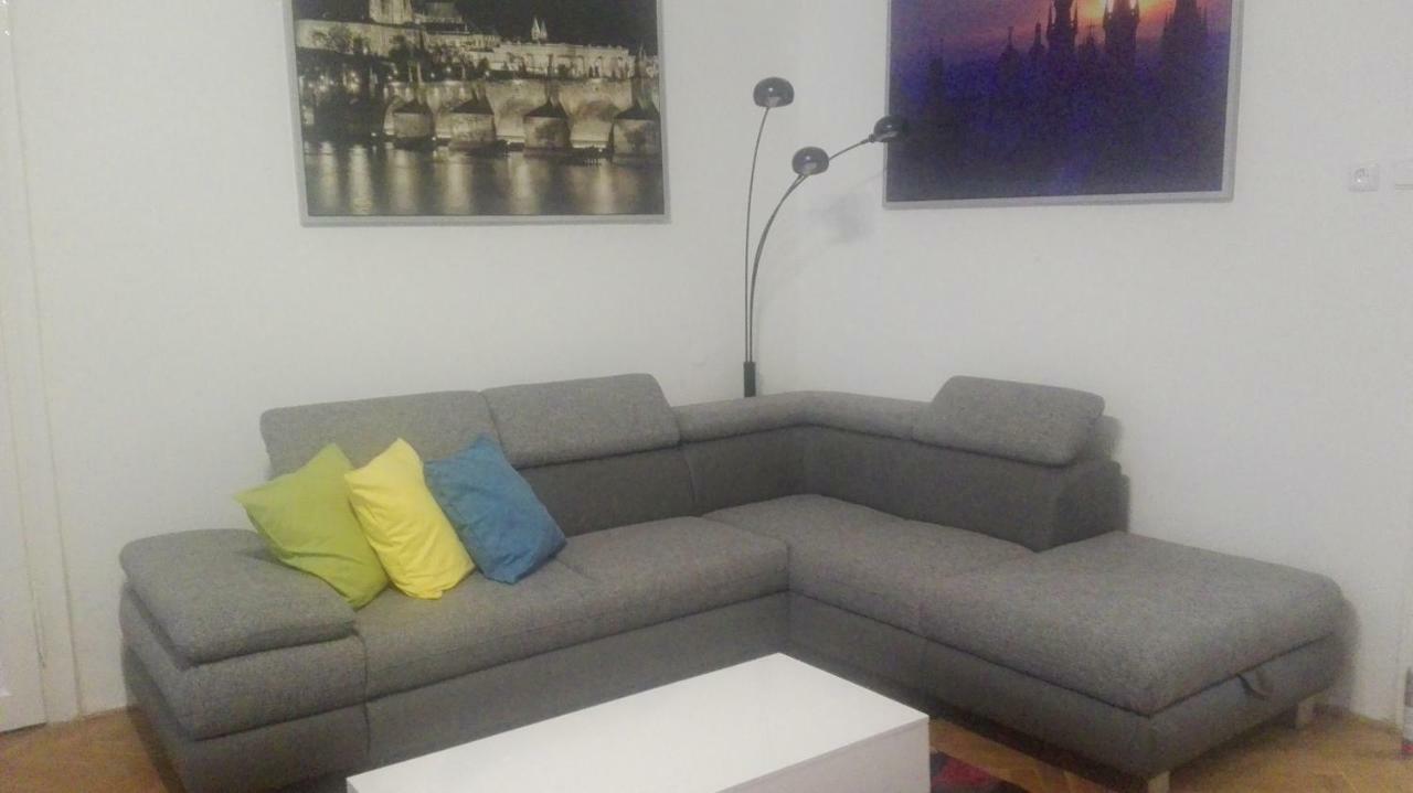 Apartamento Jakubská 676 *